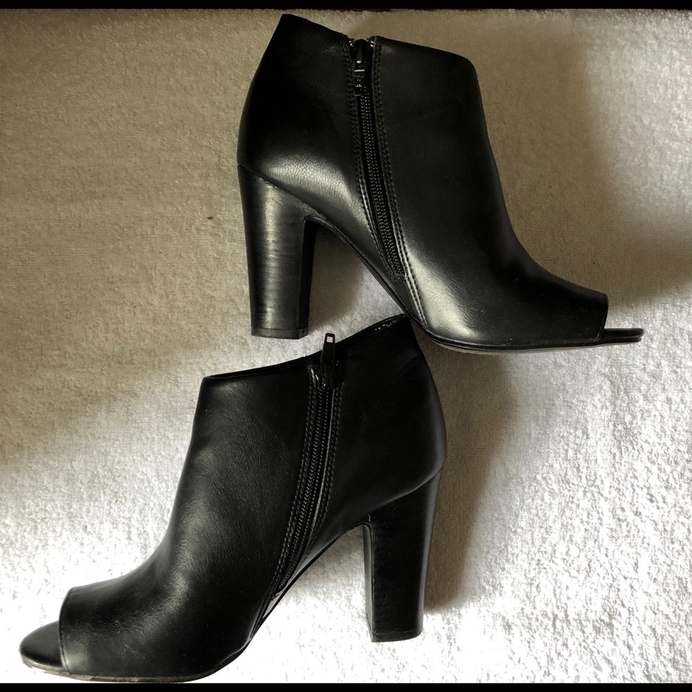 Black boots